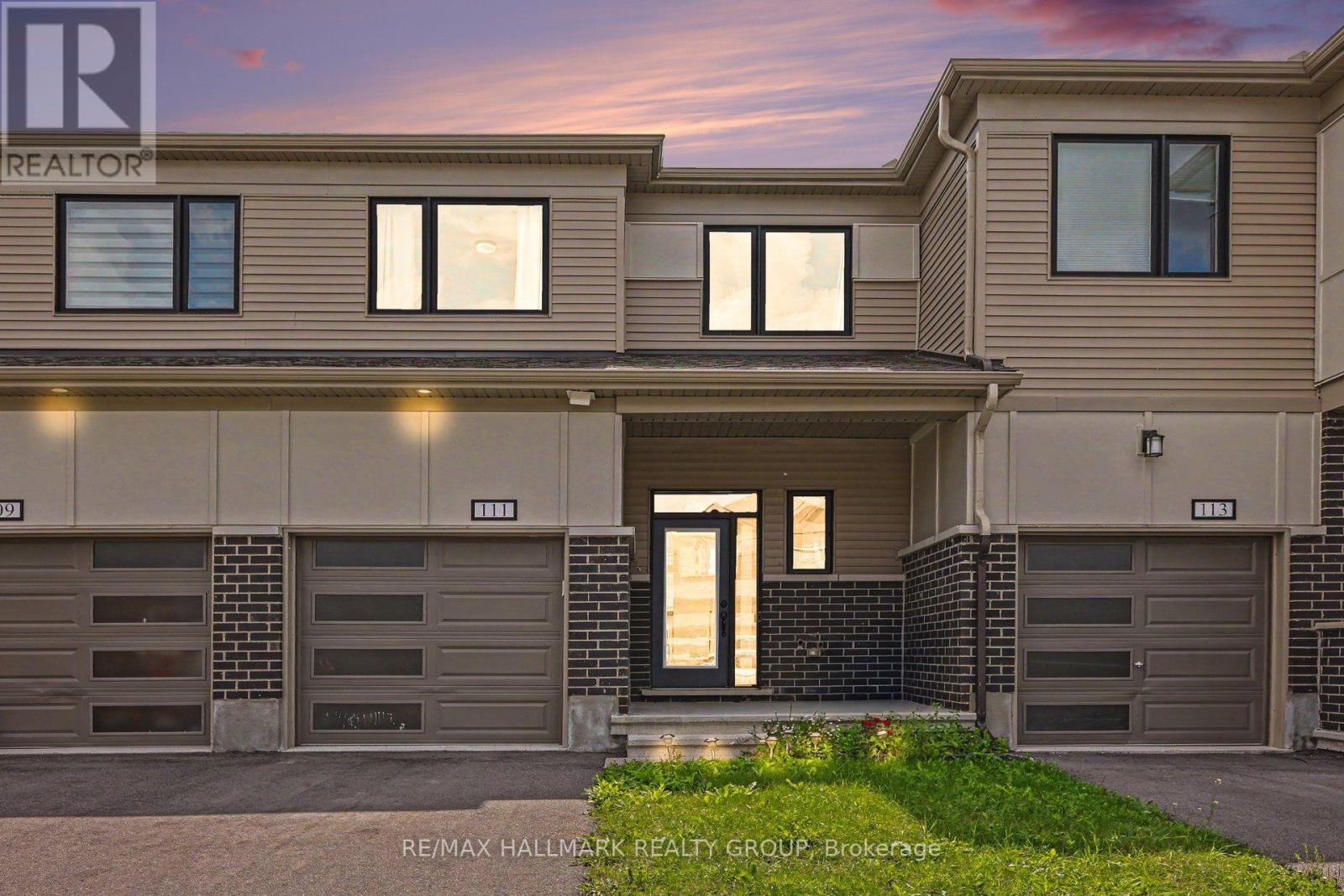 111 YEARLING CIRCLE, Ottawa, Ontario