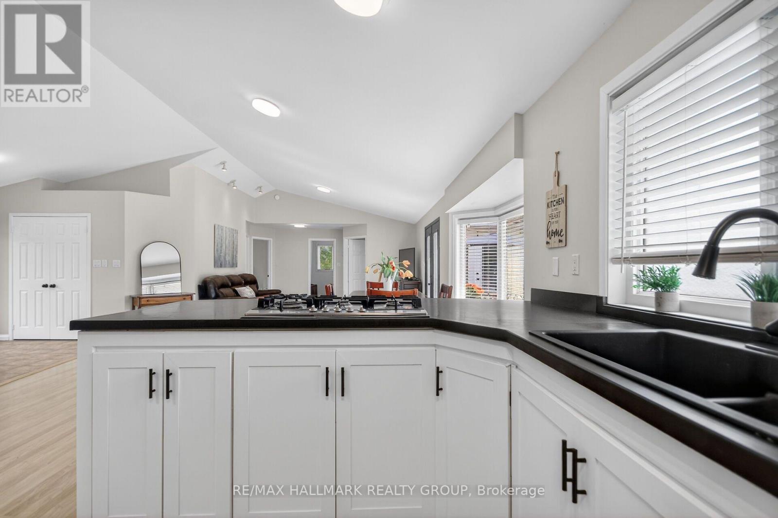 7414 Dawn Tara Drive, Ottawa, Ontario  K4P 1P4 - Photo 13 - X13693324