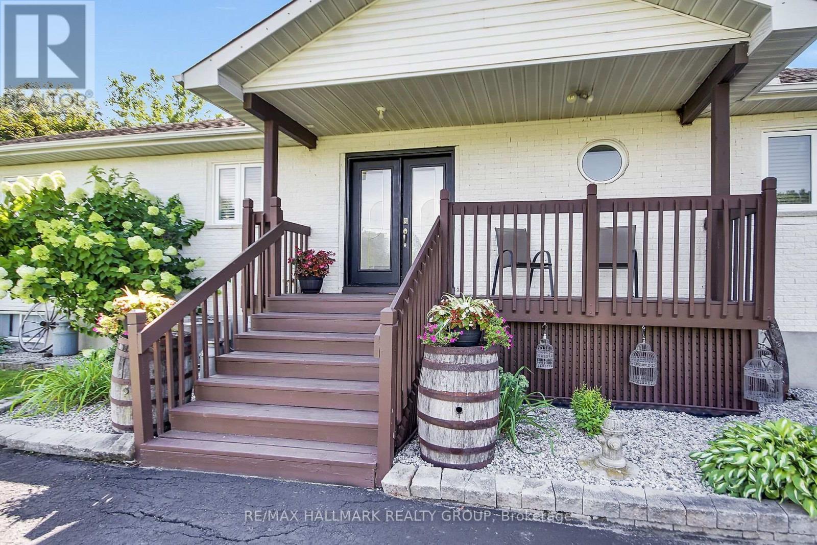 7414 Dawn Tara Drive, Ottawa, Ontario K4P 1P4 - Photo 2 - X13693324
