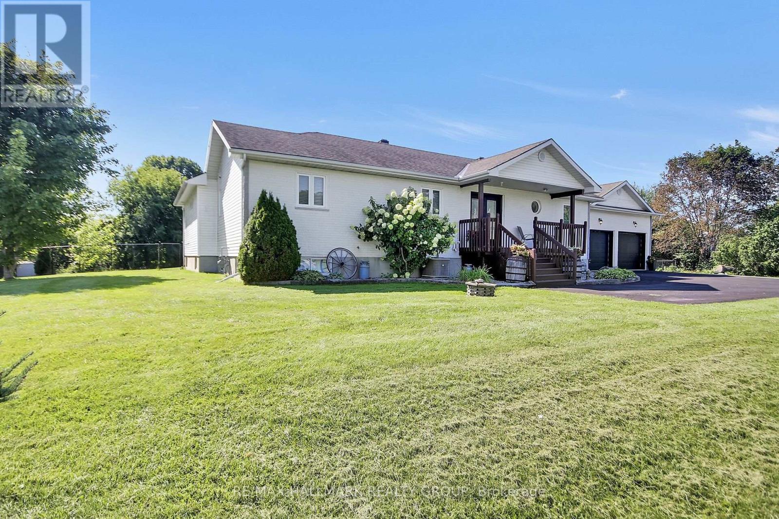 7414 Dawn Tara Drive, Ottawa, Ontario K4P 1P4 - Photo 4 - X13693324