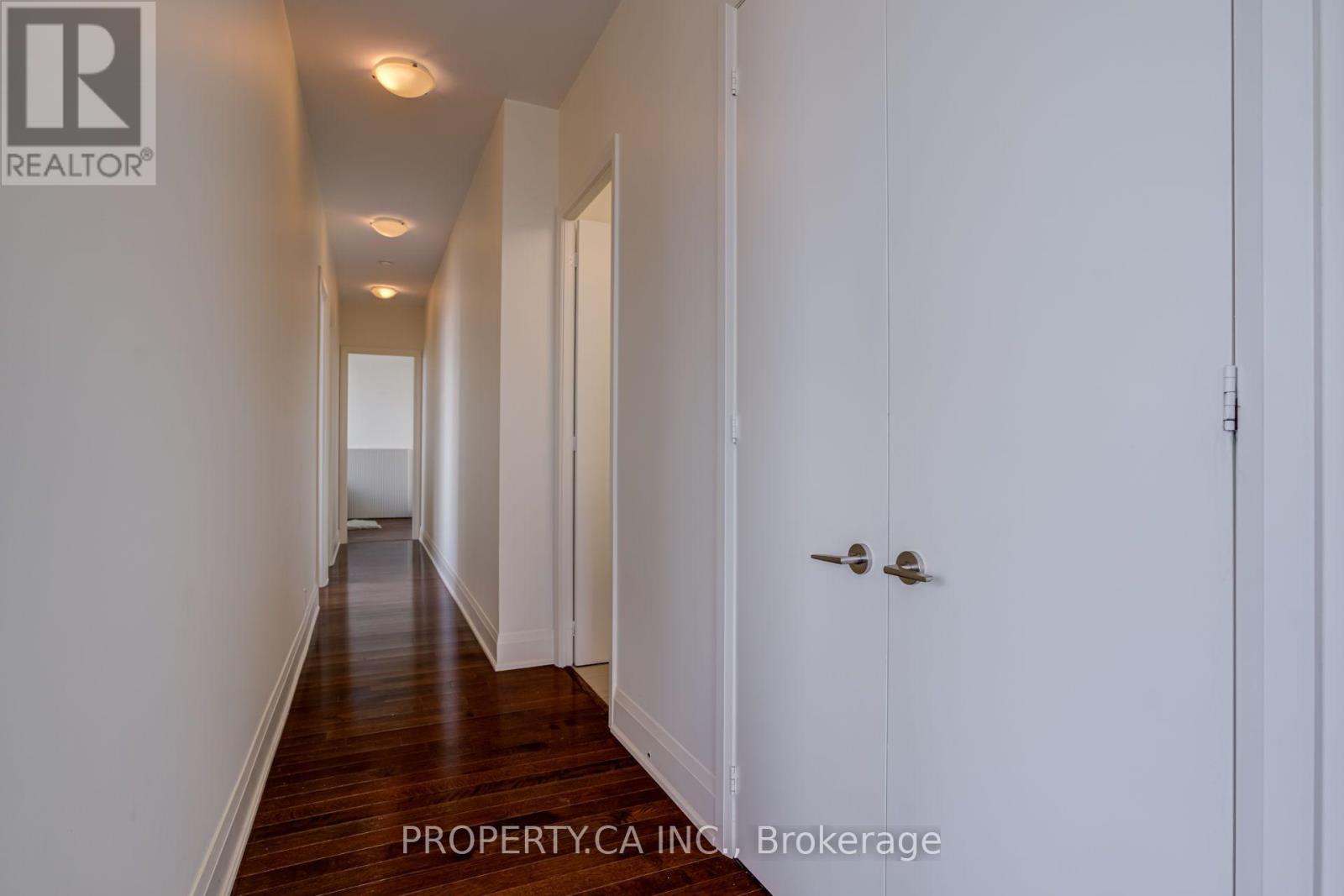 3404 - 500 Sherbourne Street, Toronto, Ontario  M4X 1K9 - Photo 11 - C13693158