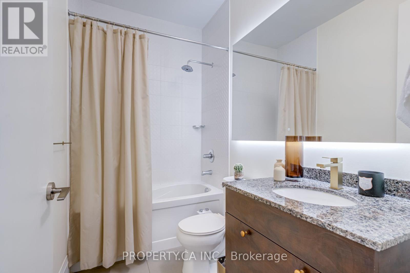 3404 - 500 Sherbourne Street, Toronto, Ontario  M4X 1K9 - Photo 25 - C13693158