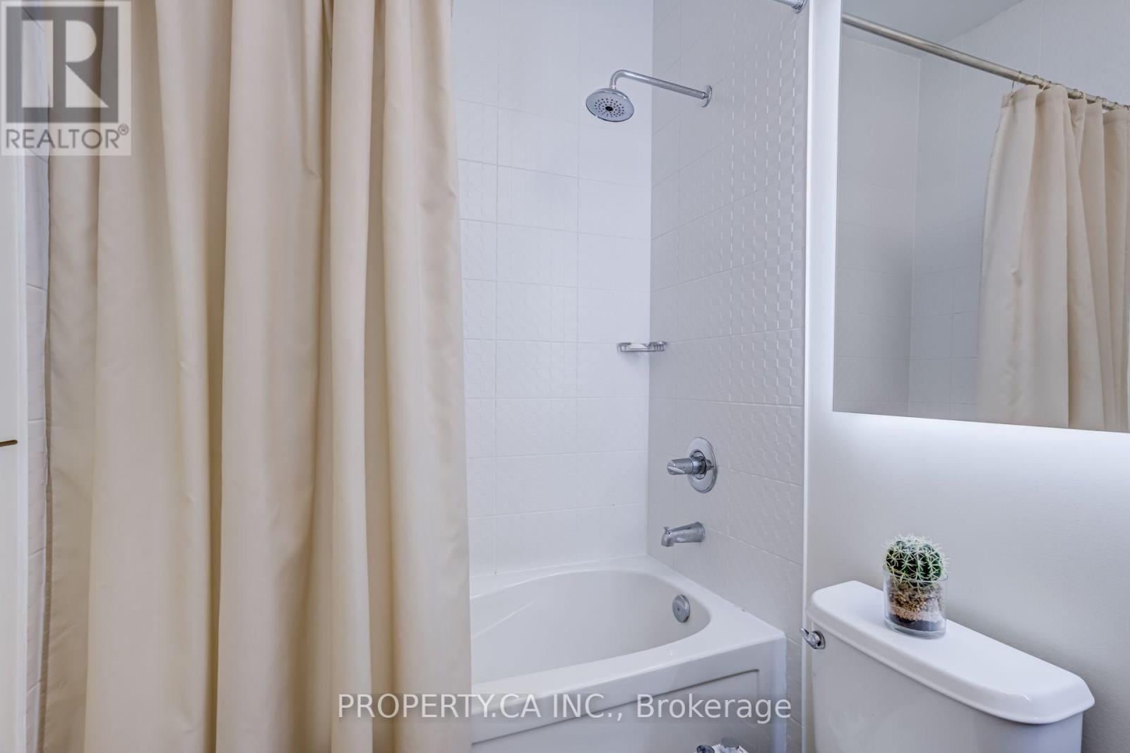 3404 - 500 Sherbourne Street, Toronto, Ontario  M4X 1K9 - Photo 26 - C13693158