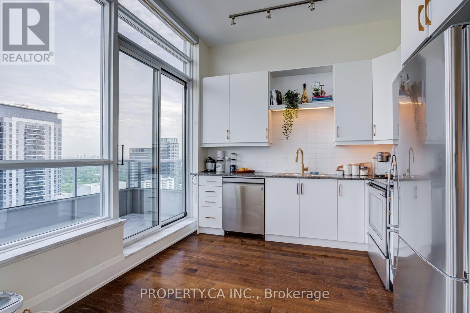 3404 - 500 Sherbourne Street, Toronto, Ontario  M4X 1K9 - Photo 9 - C13693158