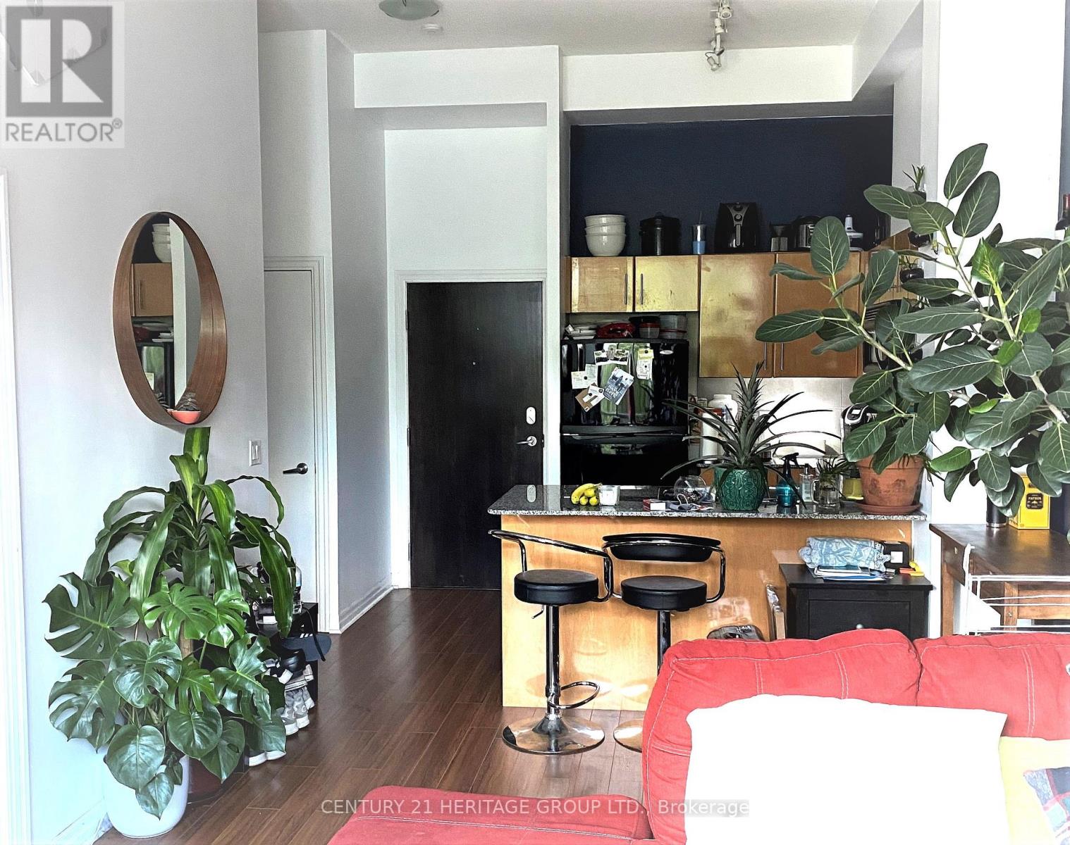 208 - 16 Yonge Street, Toronto, Ontario  M5E 2A3 - Photo 3 - C13693204
