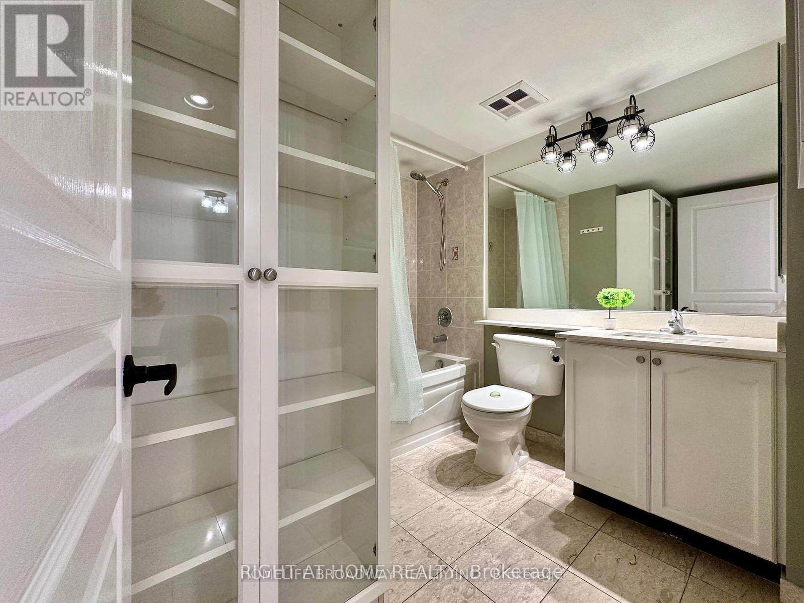 521 - 15 Northtown Way, Toronto, Ontario  M2N 7A2 - Photo 7 - C13693316
