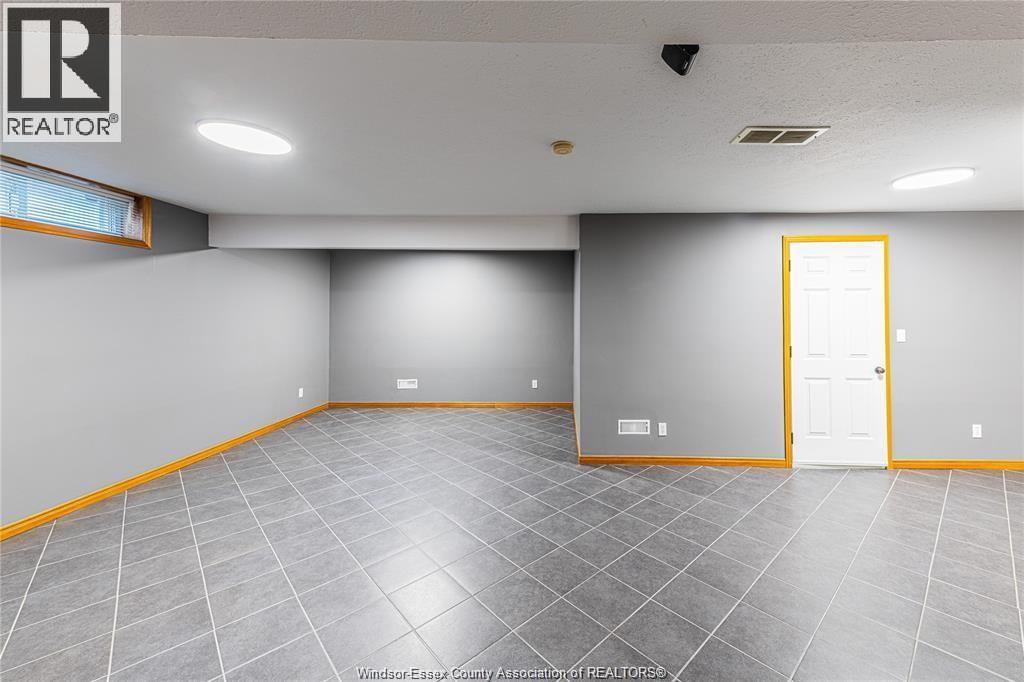 120 Hampton Crescent, Windsor, Ontario  N9E 4M5 - Photo 33 - 26020307