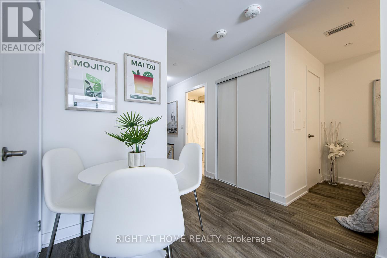 204 - 630 Greenwood Avenue, Toronto, Ontario  M4J 0A8 - Photo 14 - E13693130