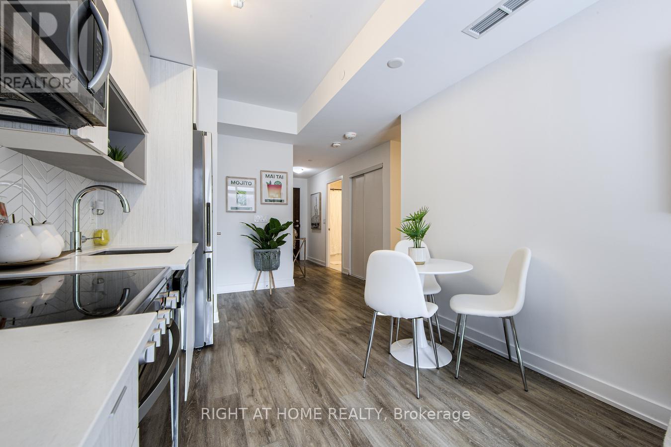 204 - 630 Greenwood Avenue, Toronto, Ontario  M4J 0A8 - Photo 16 - E13693130