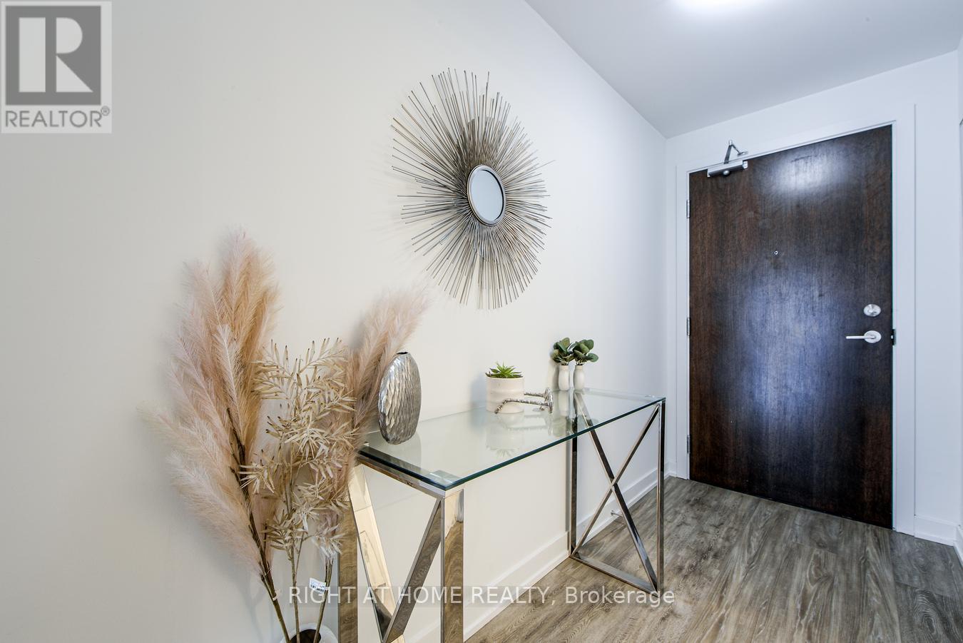 204 - 630 Greenwood Avenue, Toronto, Ontario  M4J 0A8 - Photo 7 - E13693130