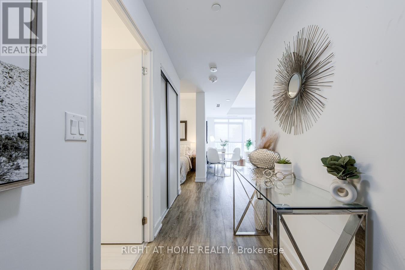 204 - 630 Greenwood Avenue, Toronto, Ontario  M4J 0A8 - Photo 8 - E13693130