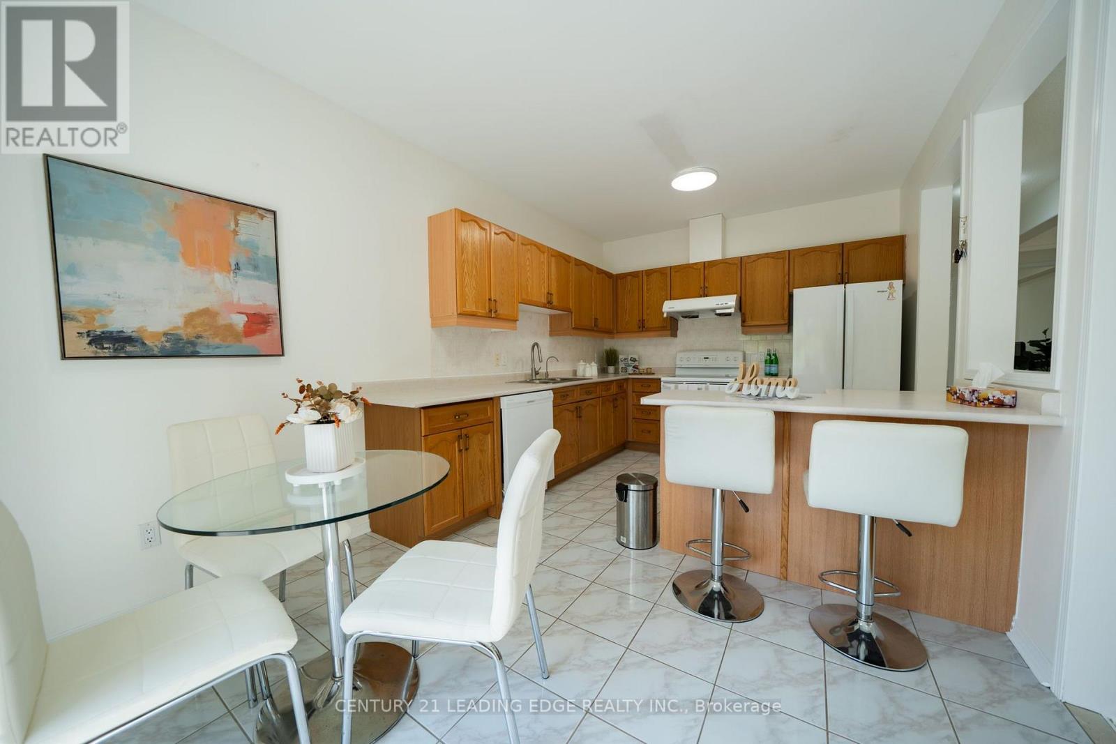 1595 Deerhurst Court, Pickering, Ontario L1V 6Y7 - Photo 16 - E13693220