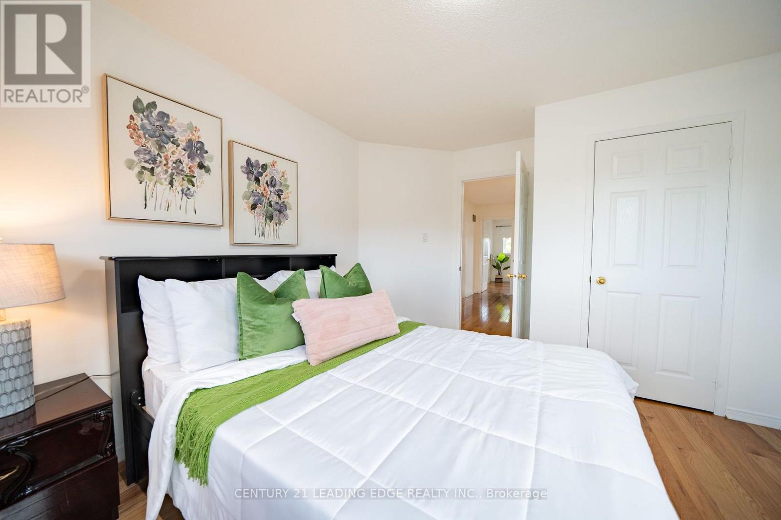 1595 Deerhurst Court, Pickering, Ontario L1V 6Y7 - Photo 24 - E13693220