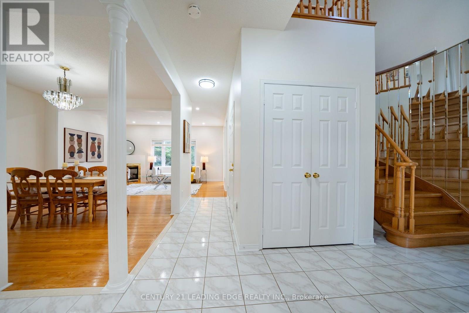 1595 Deerhurst Court, Pickering, Ontario L1V 6Y7 - Photo 8 - E13693220