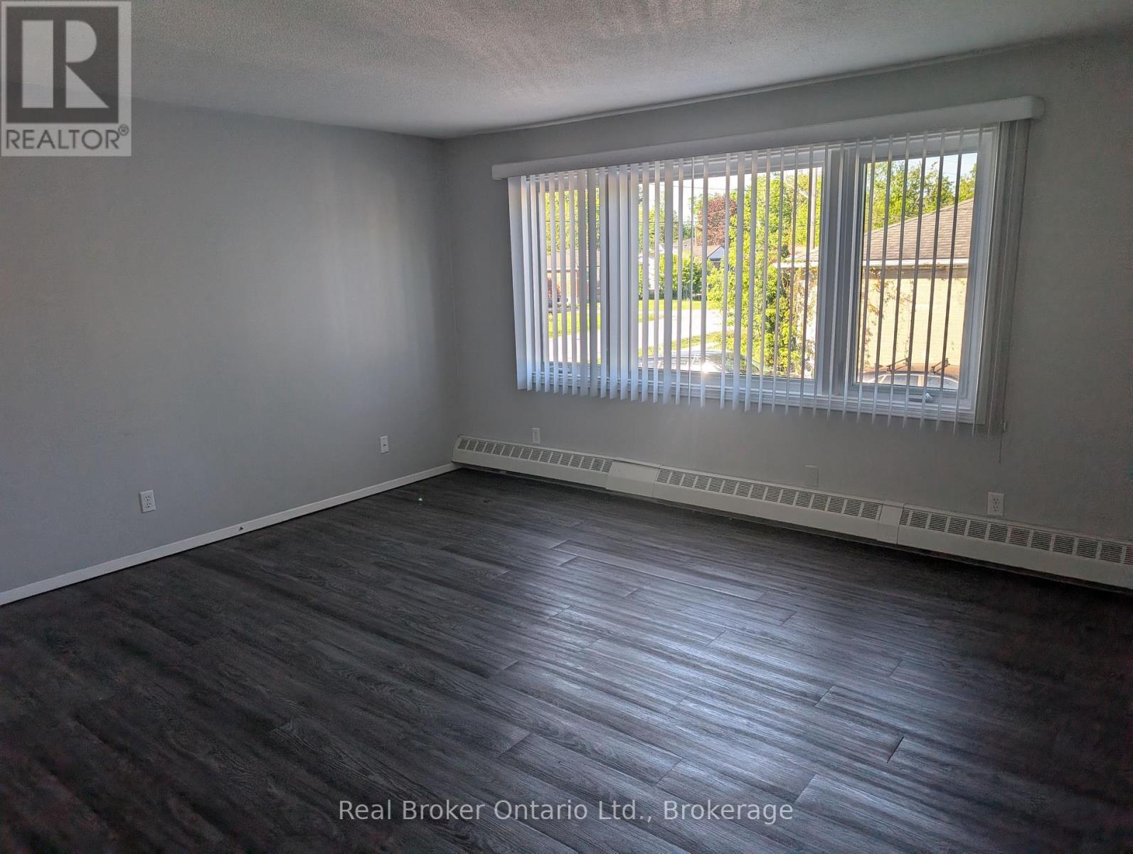 7 - 301 West Street N, Orillia, Ontario L3V 5E1 - Photo 2 - S13693278
