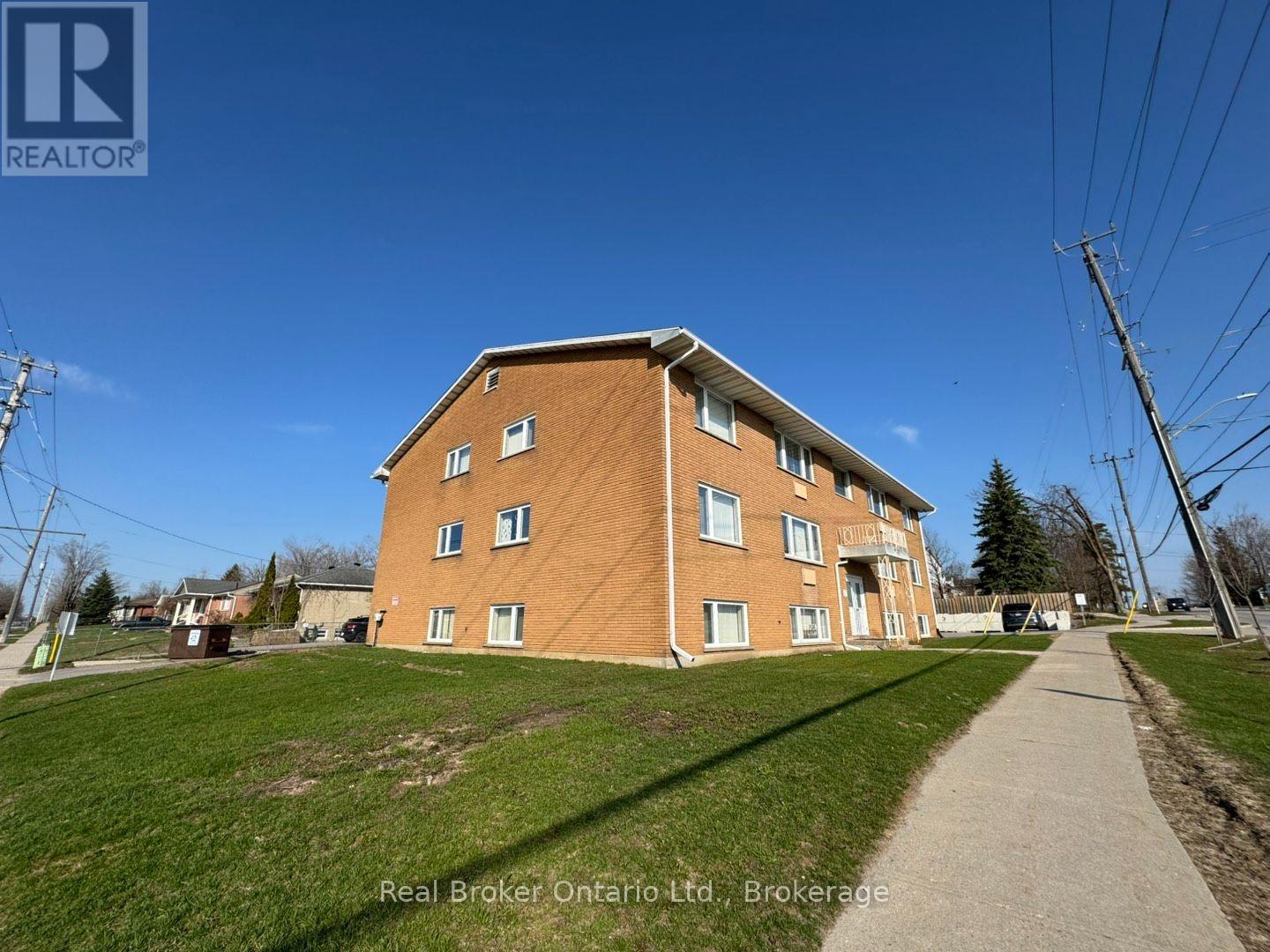 7 - 301 West Street N, Orillia, Ontario L3V 5E1 - Photo 8 - S13693278