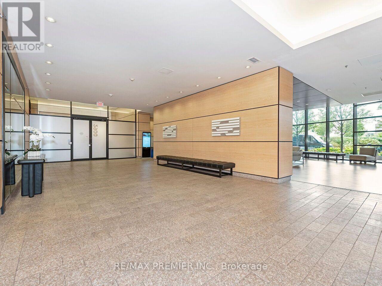 1706 - 2900 Highway 7, Vaughan (Concord), Ontario  L4K 0G3 - Photo 4 - N13693176