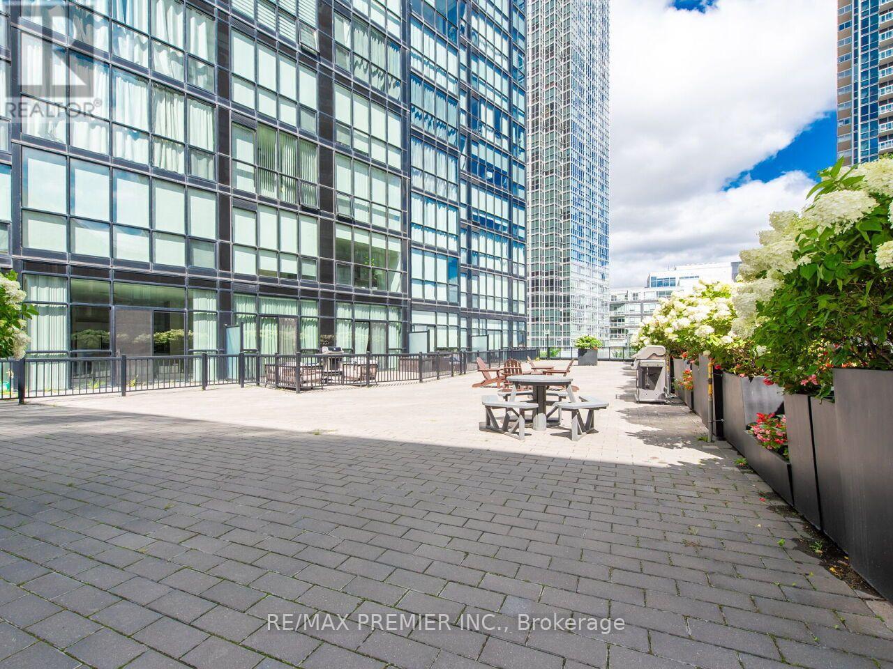 1706 - 2900 Highway 7, Vaughan (Concord), Ontario  L4K 0G3 - Photo 46 - N13693176