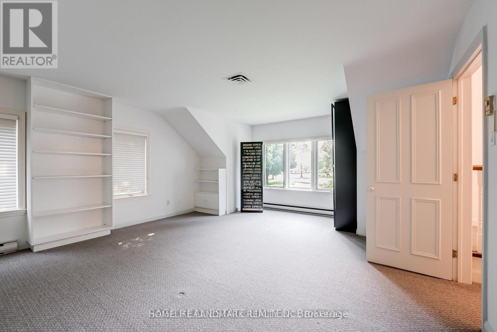 69 Fairway Heights Drive, Markham (Bayview Fairway-Bayview Country Club Estates), Ontario  L3T 3A7 - Photo 17 - N13693186