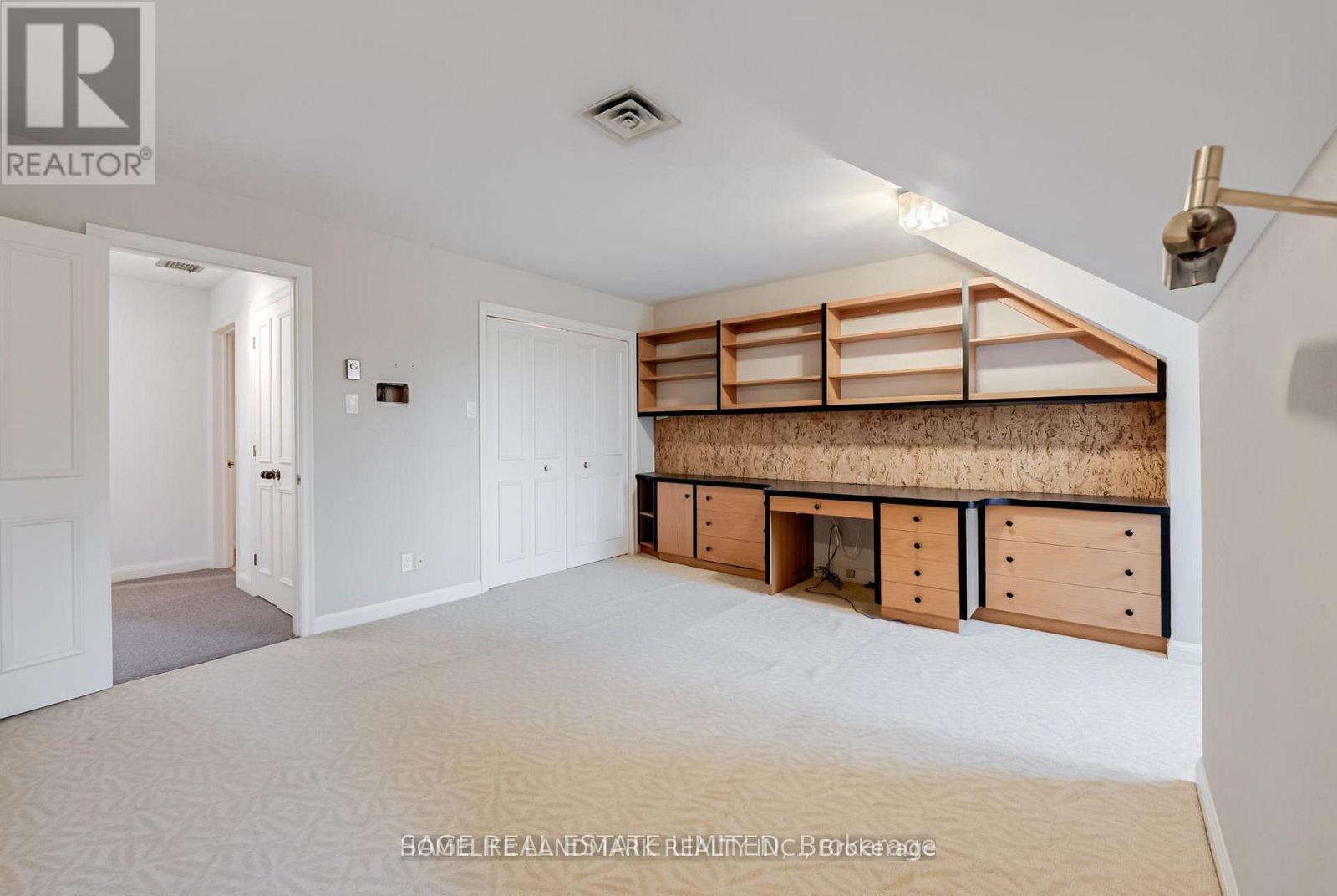 69 Fairway Heights Drive, Markham (Bayview Fairway-Bayview Country Club Estates), Ontario  L3T 3A7 - Photo 18 - N13693186