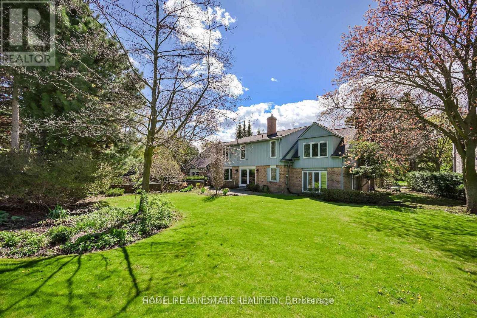 69 Fairway Heights Drive, Markham (Bayview Fairway-Bayview Country Club Estates), Ontario  L3T 3A7 - Photo 28 - N13693186