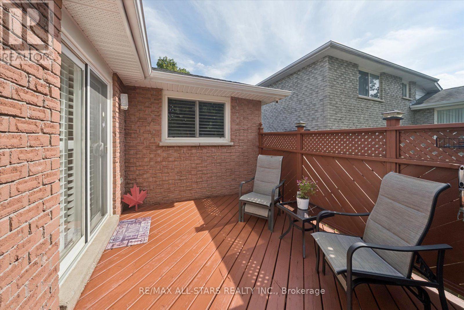 31 Crown Crescent, Bradford West Gwillimbury, Ontario  L3Z 2M7 - Photo 39 - N13693222