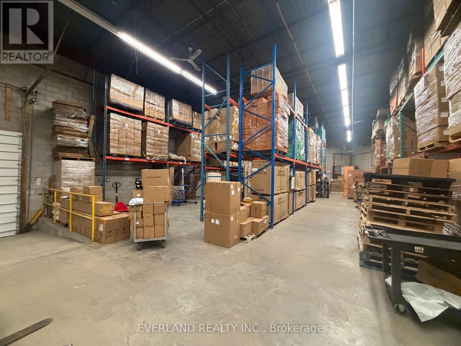 16 & 17 - 45A WEST WILMOT STREET, Richmond Hill, Ontario