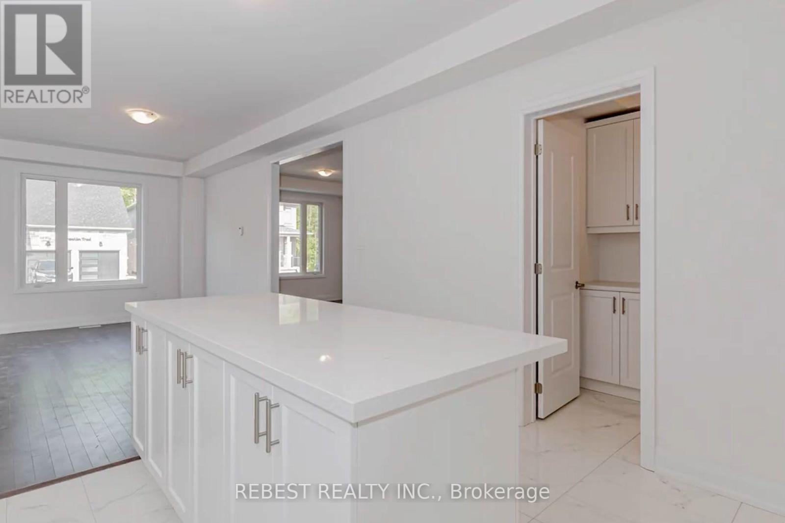 46 Franklin Trail, Barrie, Ontario  L9J 0B1 - Photo 17 - S13693302