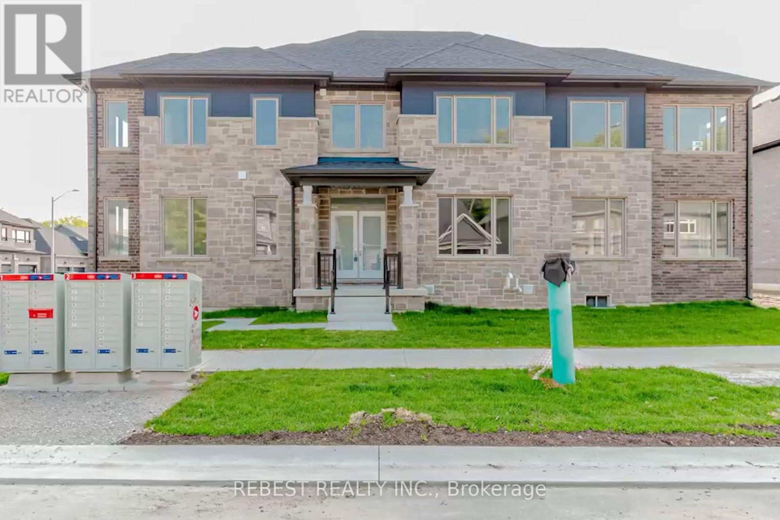 46 Franklin Trail, Barrie, Ontario  L9J 0B1 - Photo 2 - S13693302