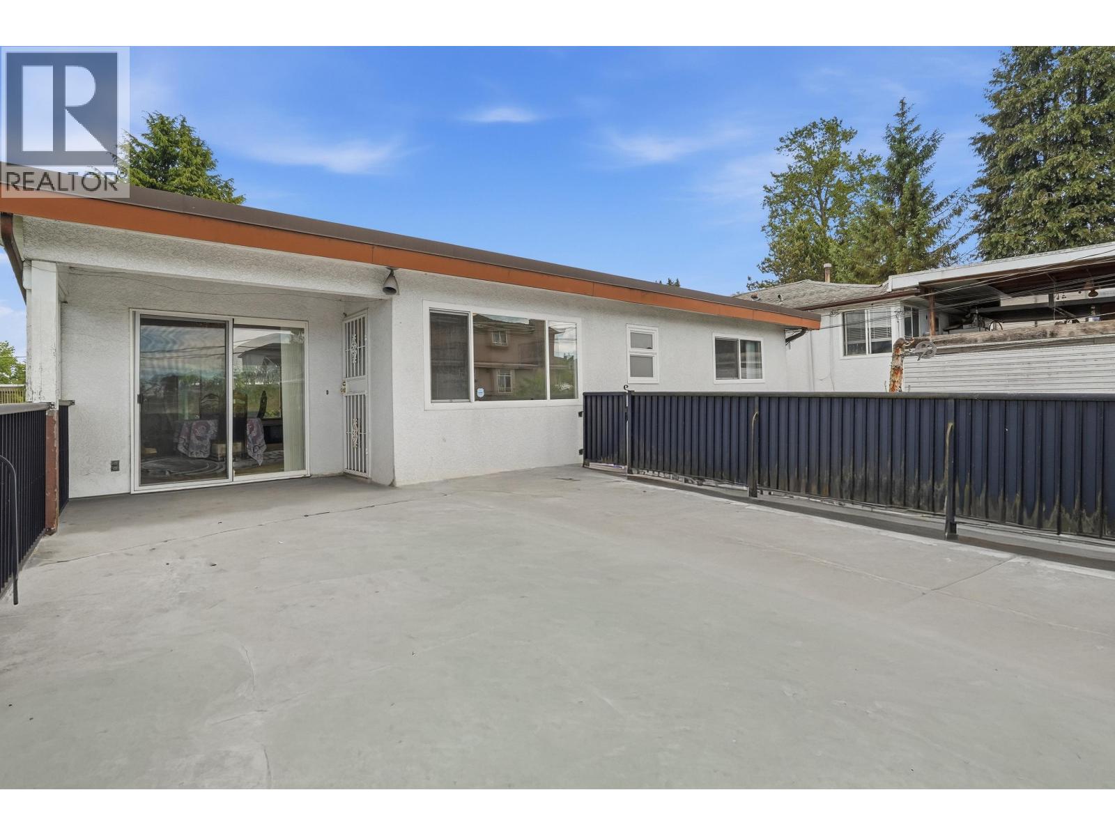 3063 Renfrew Street, Vancouver, British Columbia  V5M 3K7 - Photo 26 - R3131433