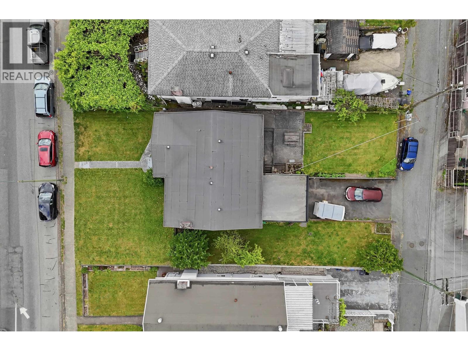 3063 Renfrew Street, Vancouver, British Columbia  V5M 3K7 - Photo 6 - R3131433