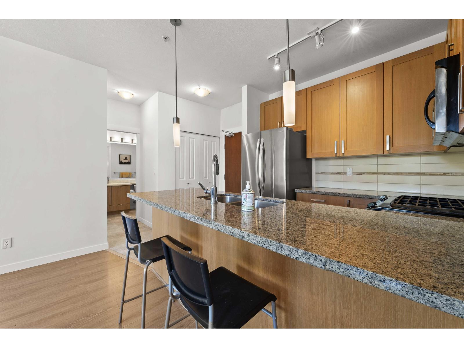 232 15918 26 Avenue, Surrey, British Columbia  V3Z 5K3 - Photo 4 - R3157225