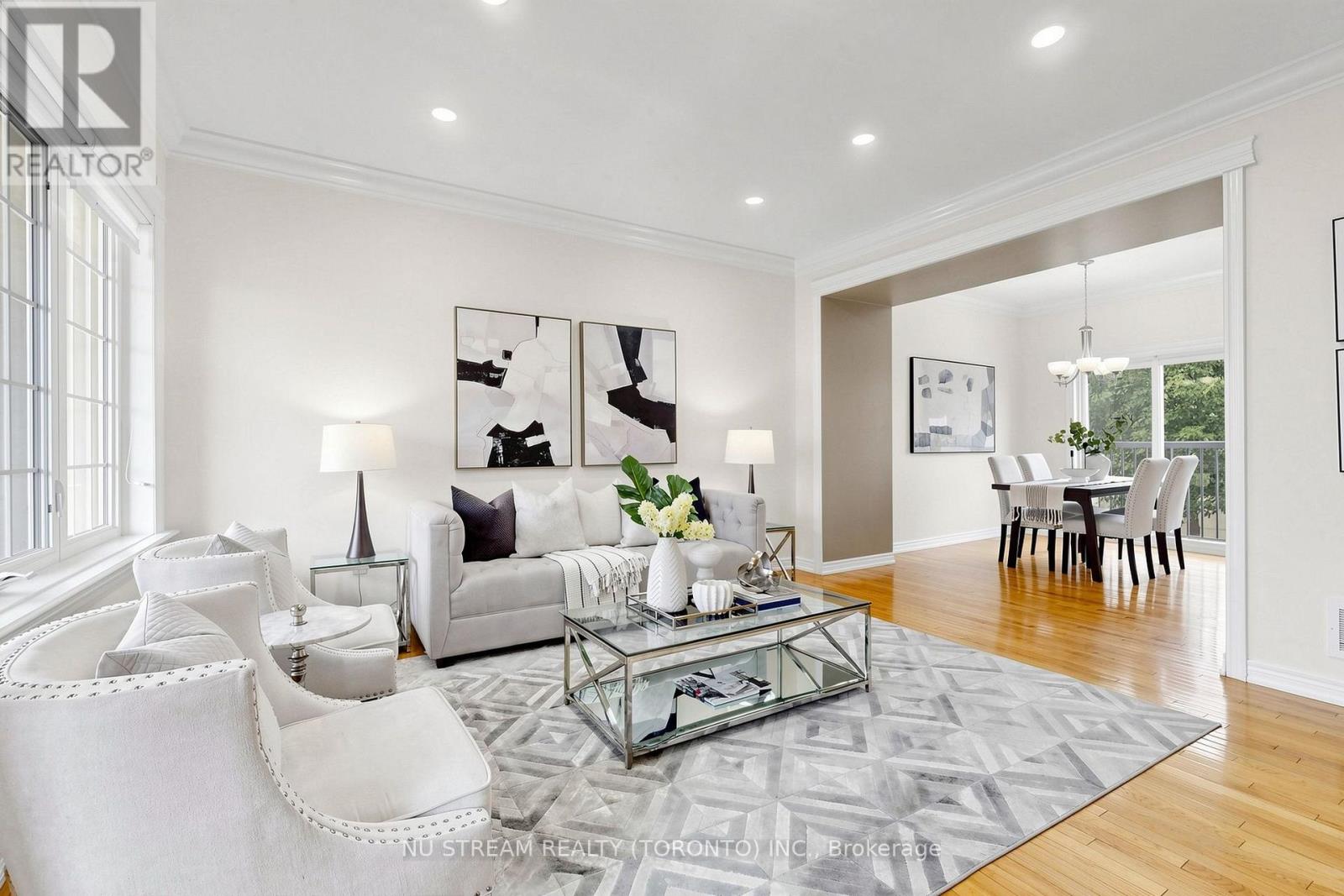 15 - 123 GEORGIAN DRIVE, Oakville, Ontario