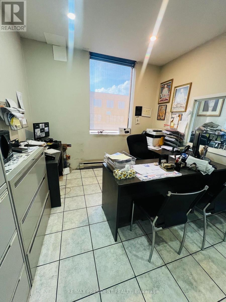 17 - 6731 Columbus Road, Mississauga, Ontario  L5T 2M4 - Photo 5 - W13693226