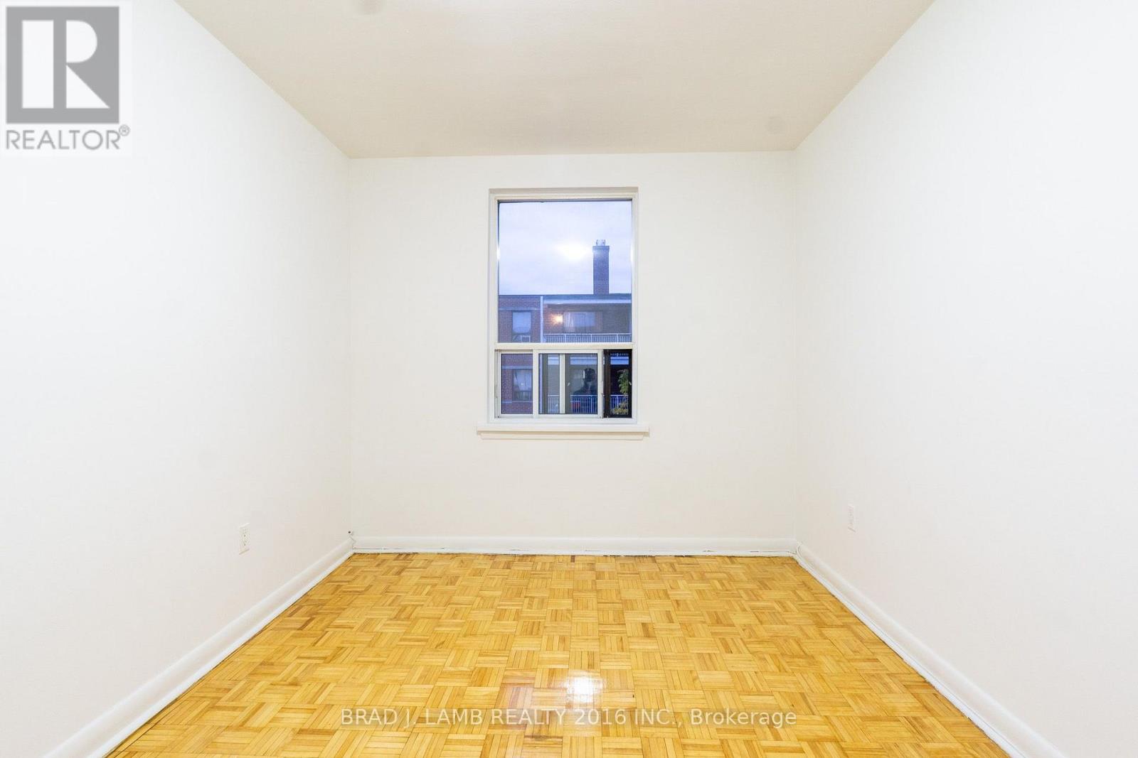 406 - 4 Hill Heights Road, Toronto, Ontario  M8Y 1Z1 - Photo 9 - W13693248