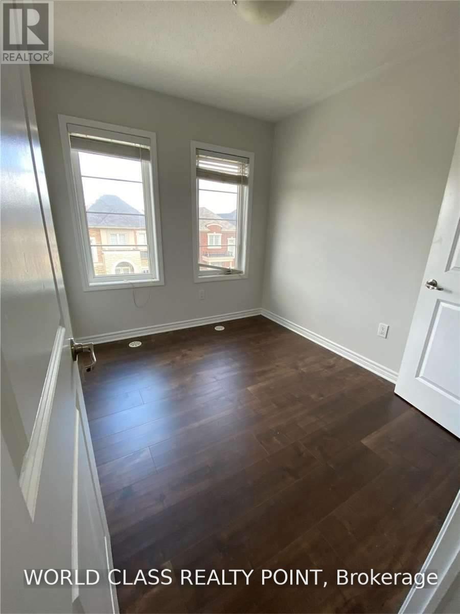 3090 Gardenia Gate, Oakville, Ontario  L6M 0Y7 - Photo 11 - W13693254