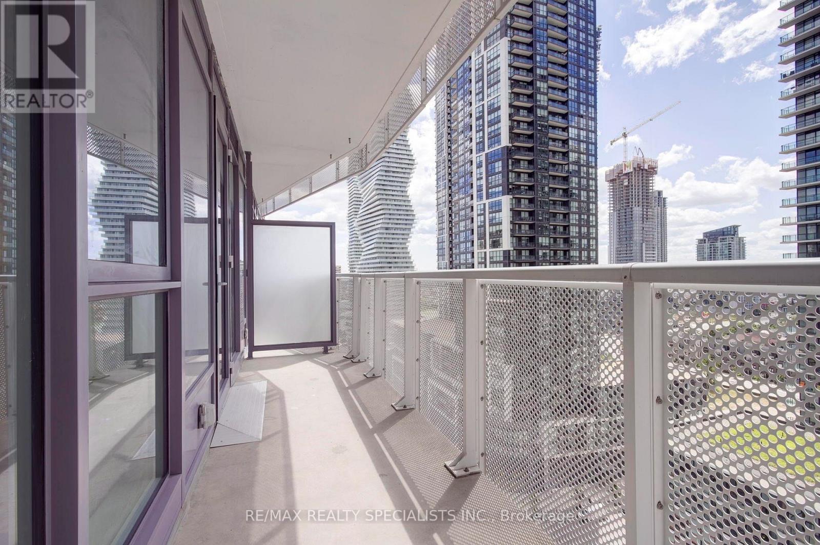 1611 - 4065 Confederation Parkway, Mississauga, Ontario  L5B 0L4 - Photo 20 - W13693286