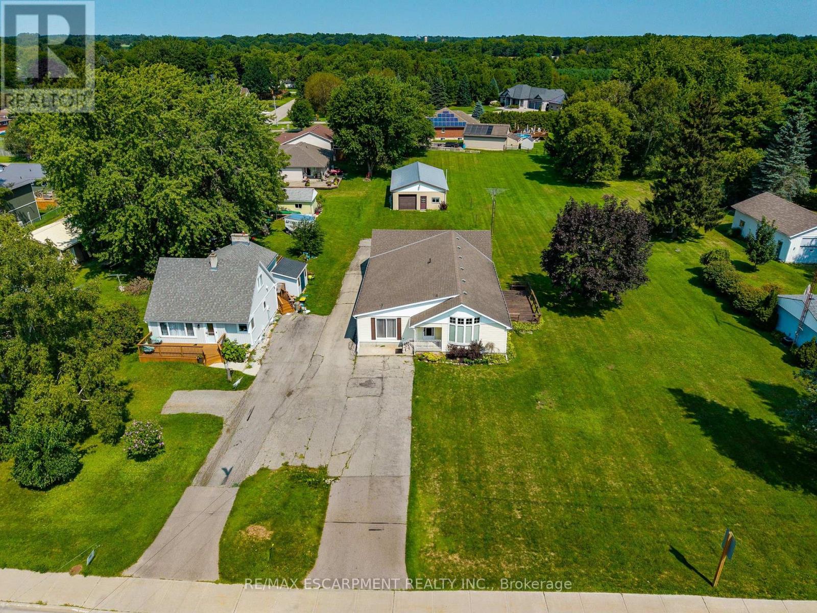 1032 Main Street, Norfolk, Ontario  N0A 1N2 - Photo 2 - X13693164