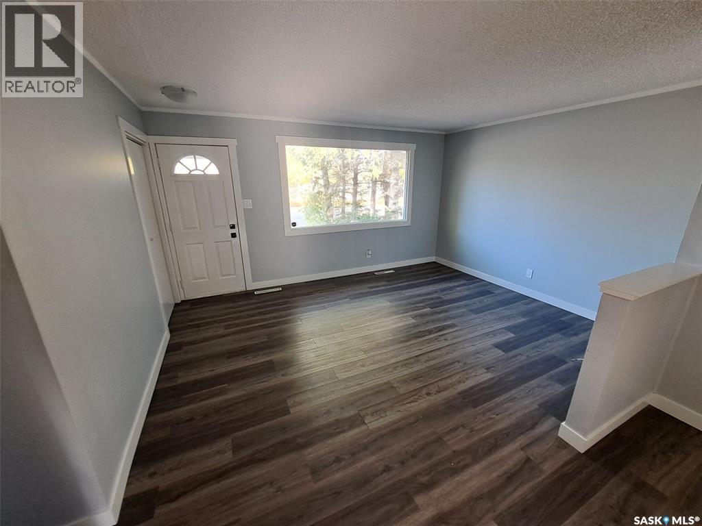 3629 Centennial Drive, Saskatoon, Saskatchewan  S7L 5E9 - Photo 3 - SK046082