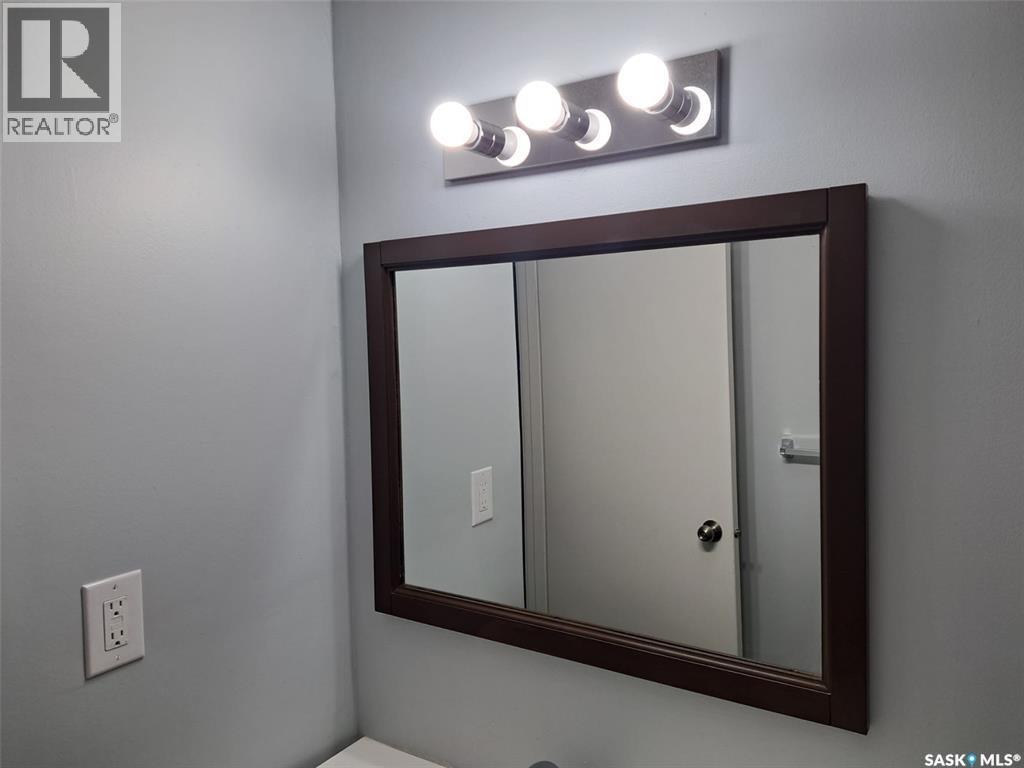 3629 Centennial Drive, Saskatoon, Saskatchewan  S7L 5E9 - Photo 8 - SK046082