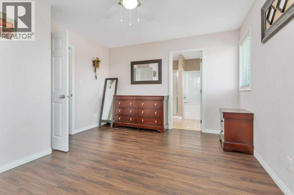19 Lougheed Close, Red Deer, Alberta  T4R 3L8 - Photo 20 - A2327869