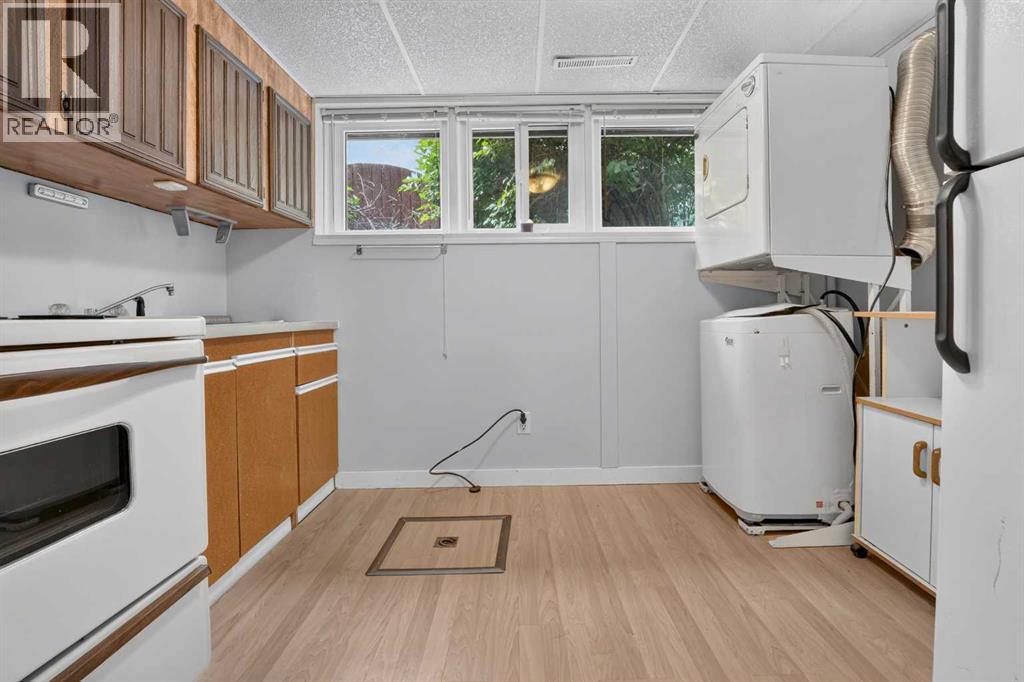 1011 11 Street S, Lethbridge, Alberta  T1K 1P6 - Photo 27 - A2337351