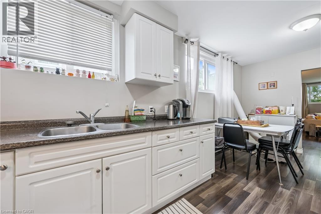 101 Secord Avenue, Kitchener, Ontario  N2B 2L3 - Photo 36 - 40856887