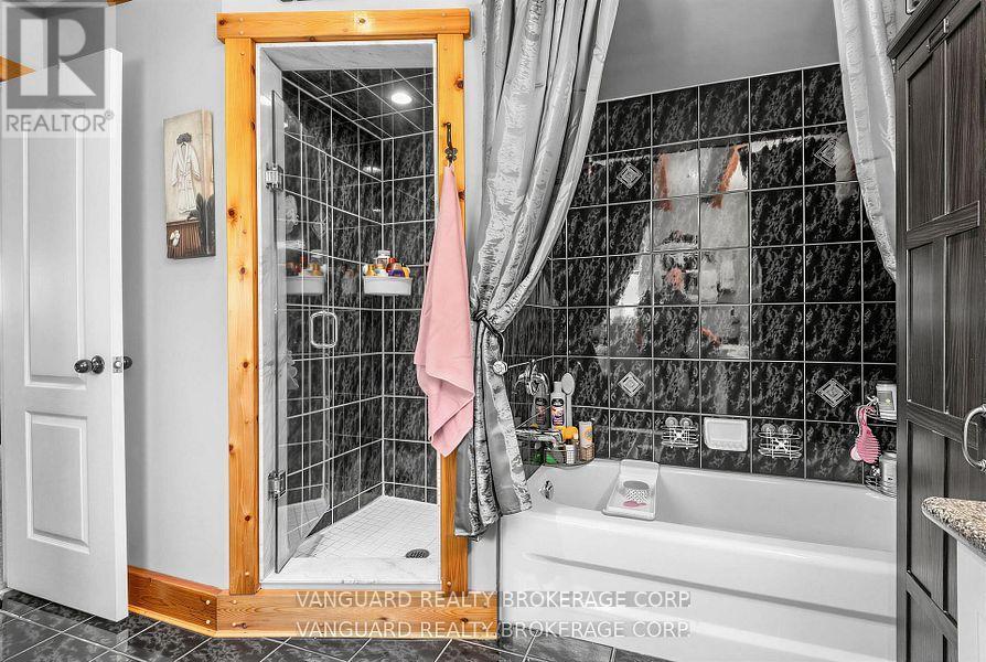 111 Grapevine Road, Caledon, Ontario  L7E 2M6 - Photo 16 - W13692844