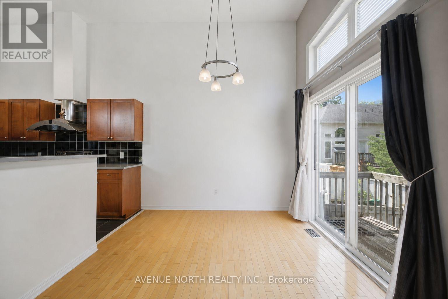 141 Gladeview Private, Ottawa, Ontario  K1T 4C4 - Photo 10 - X13692820