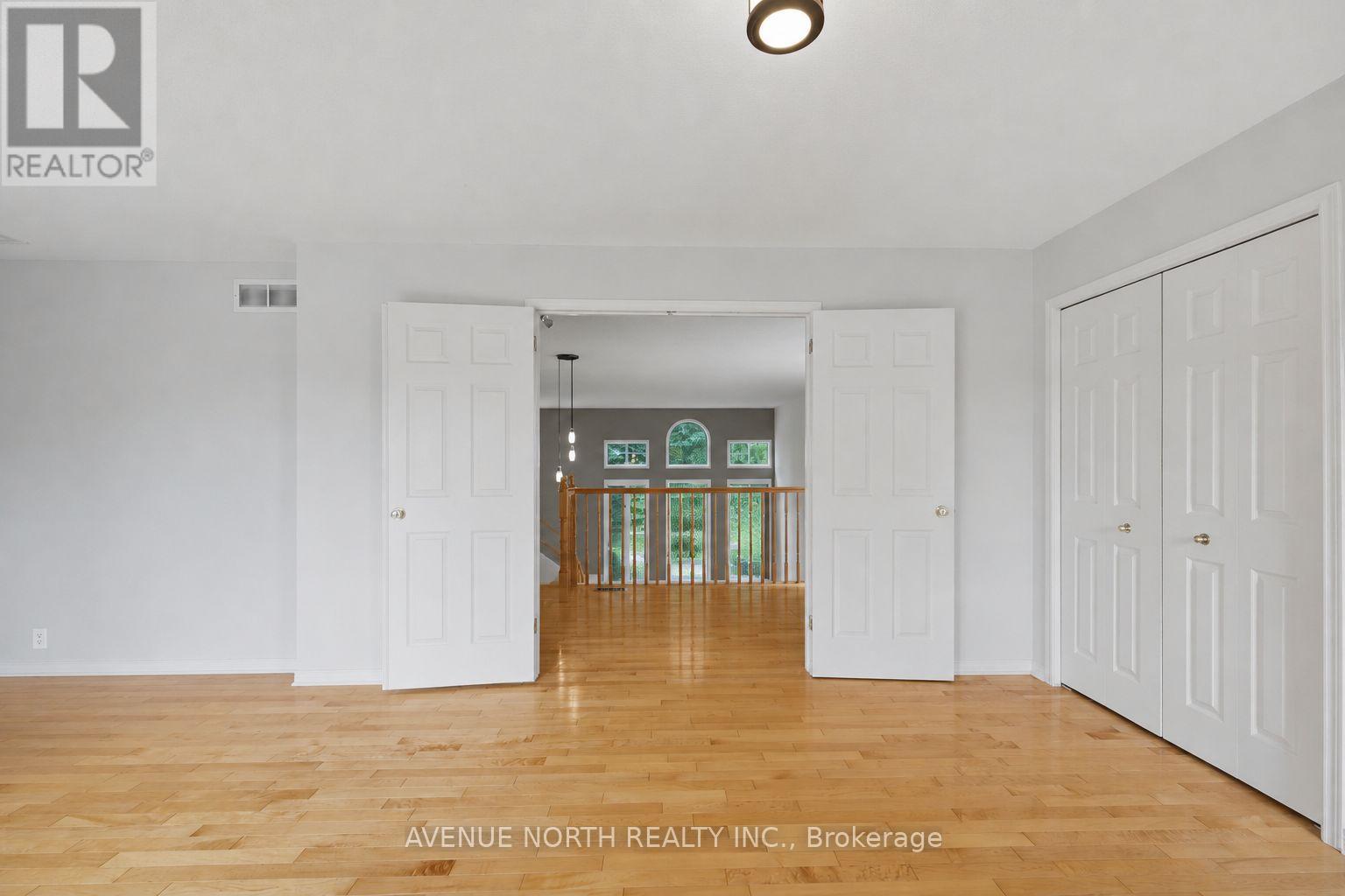 141 Gladeview Private, Ottawa, Ontario  K1T 4C4 - Photo 29 - X13692820