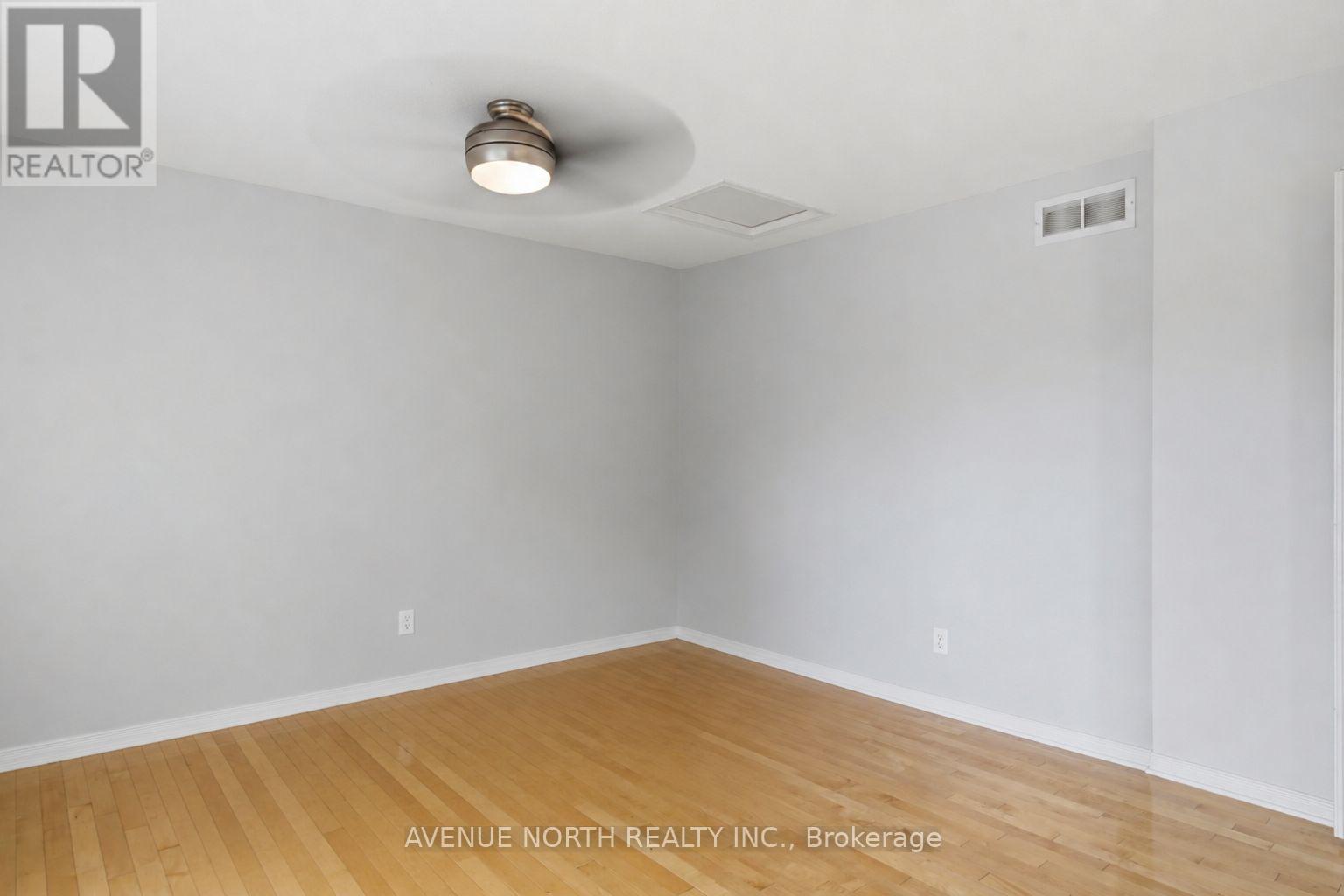 141 Gladeview Private, Ottawa, Ontario  K1T 4C4 - Photo 26 - X13692820