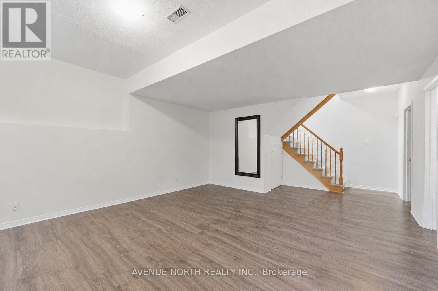 141 Gladeview Private, Ottawa, Ontario  K1T 4C4 - Photo 37 - X13692820