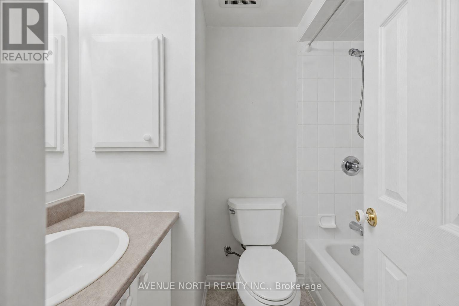 141 Gladeview Private, Ottawa, Ontario  K1T 4C4 - Photo 35 - X13692820