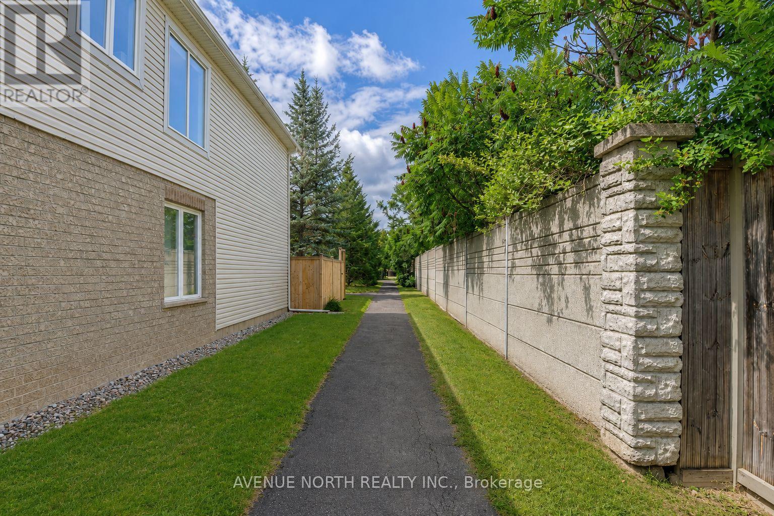 141 Gladeview Private, Ottawa, Ontario  K1T 4C4 - Photo 48 - X13692820